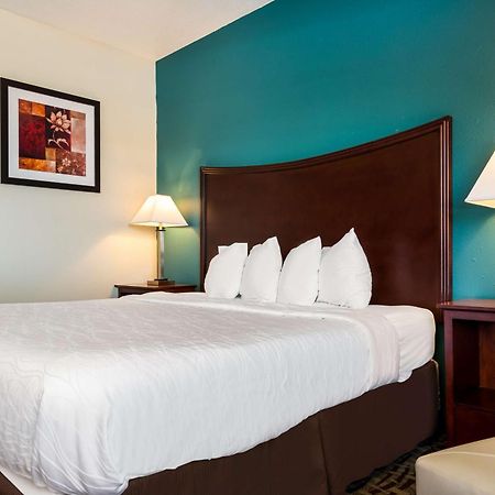 Surestay Plus Hotel By Best Western Topeka Dış mekan fotoğraf
