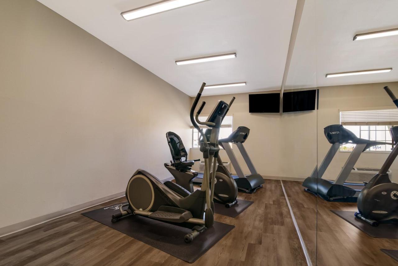 Surestay Plus Hotel By Best Western Topeka Dış mekan fotoğraf