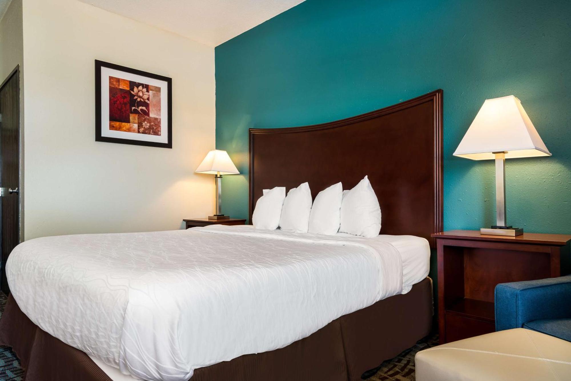 Surestay Plus Hotel By Best Western Topeka Dış mekan fotoğraf