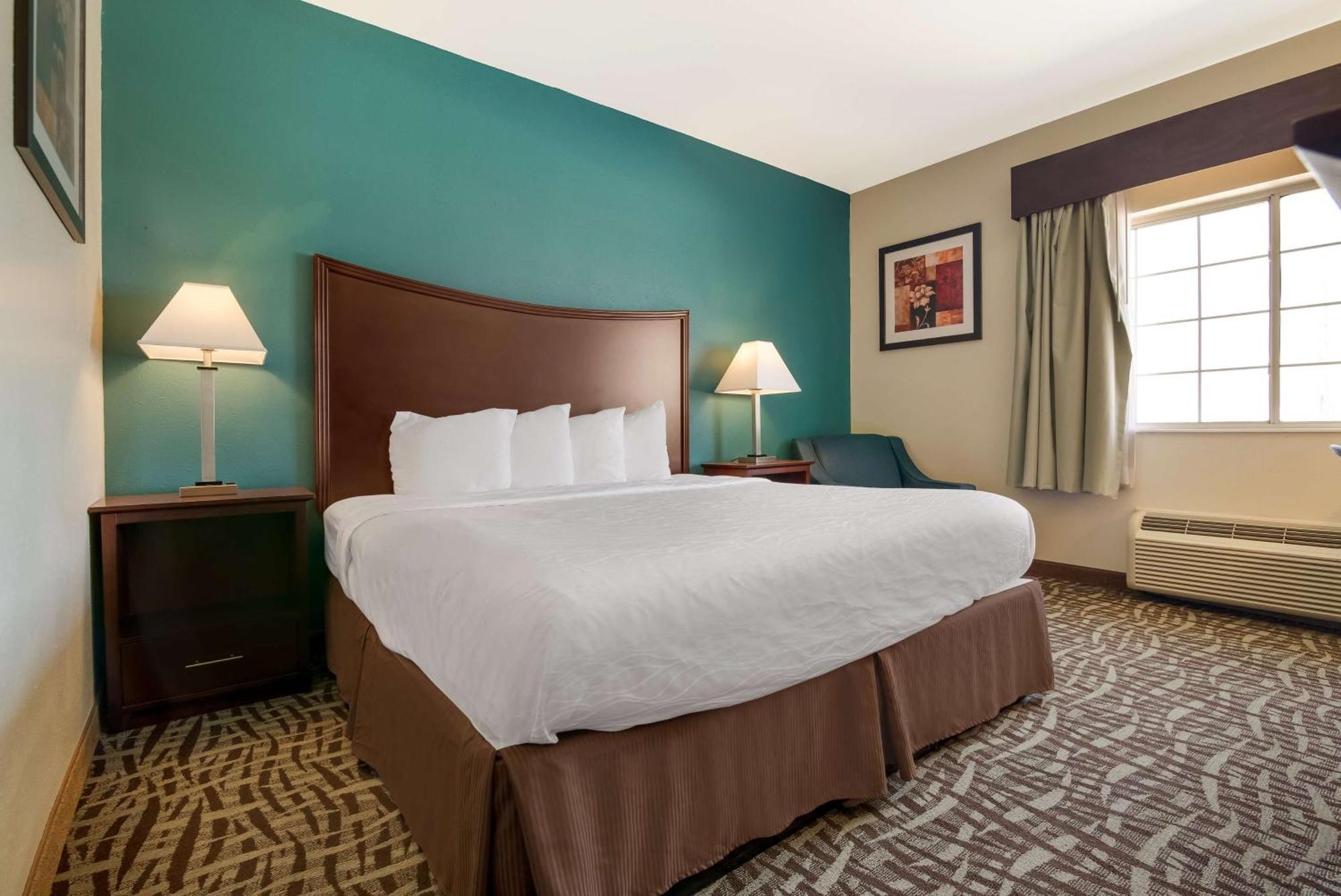 Surestay Plus Hotel By Best Western Topeka Dış mekan fotoğraf